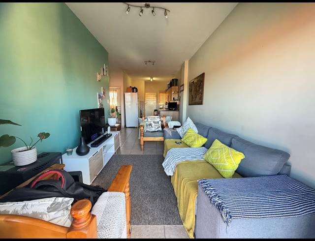 2 BEDROOM APARTMENT FOR SALE IN MOUNTAIN VIEW